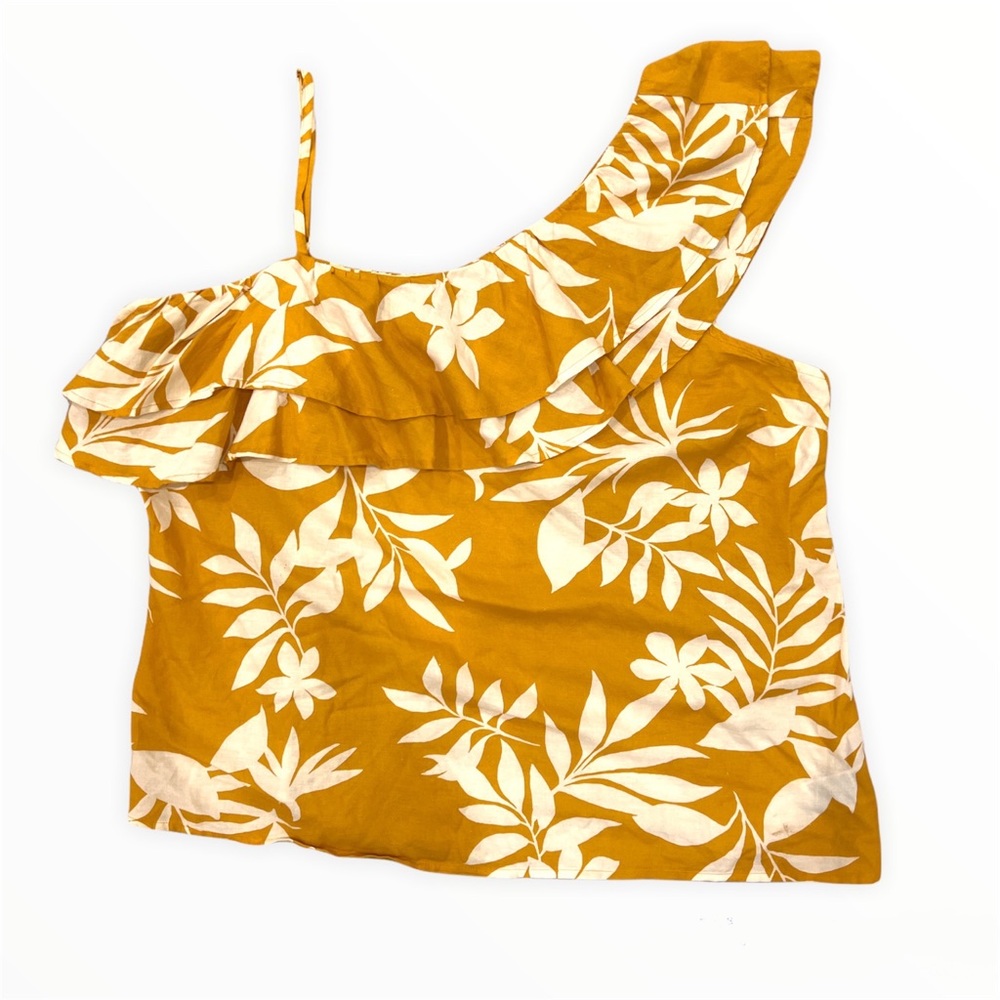 Ruffled one shoulder top